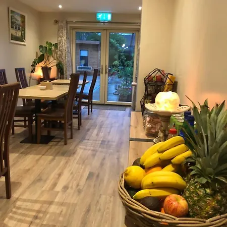 Maplehouse Bed & Breakfast