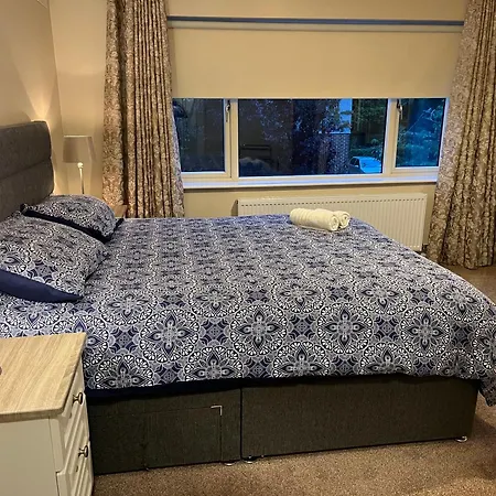 Maplehouse Bed & Breakfast *