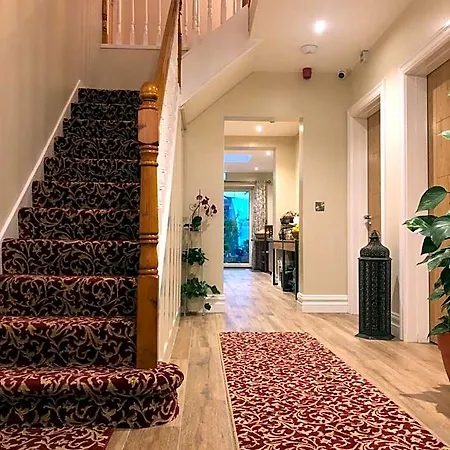 Maplehouse Bed & Breakfast